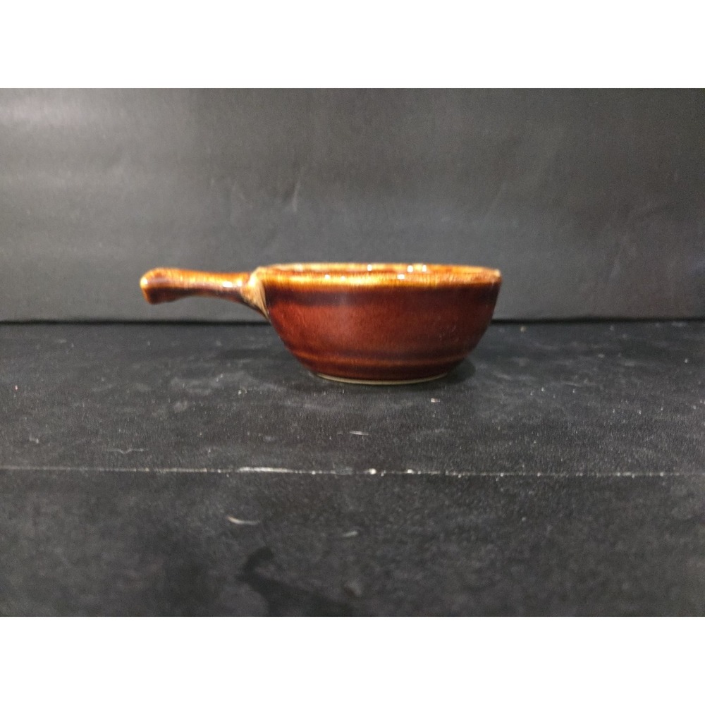 USA Western Monmouth Pottery Soup Bowl Maple Leaf‎ Handled Soup Bowl Brown